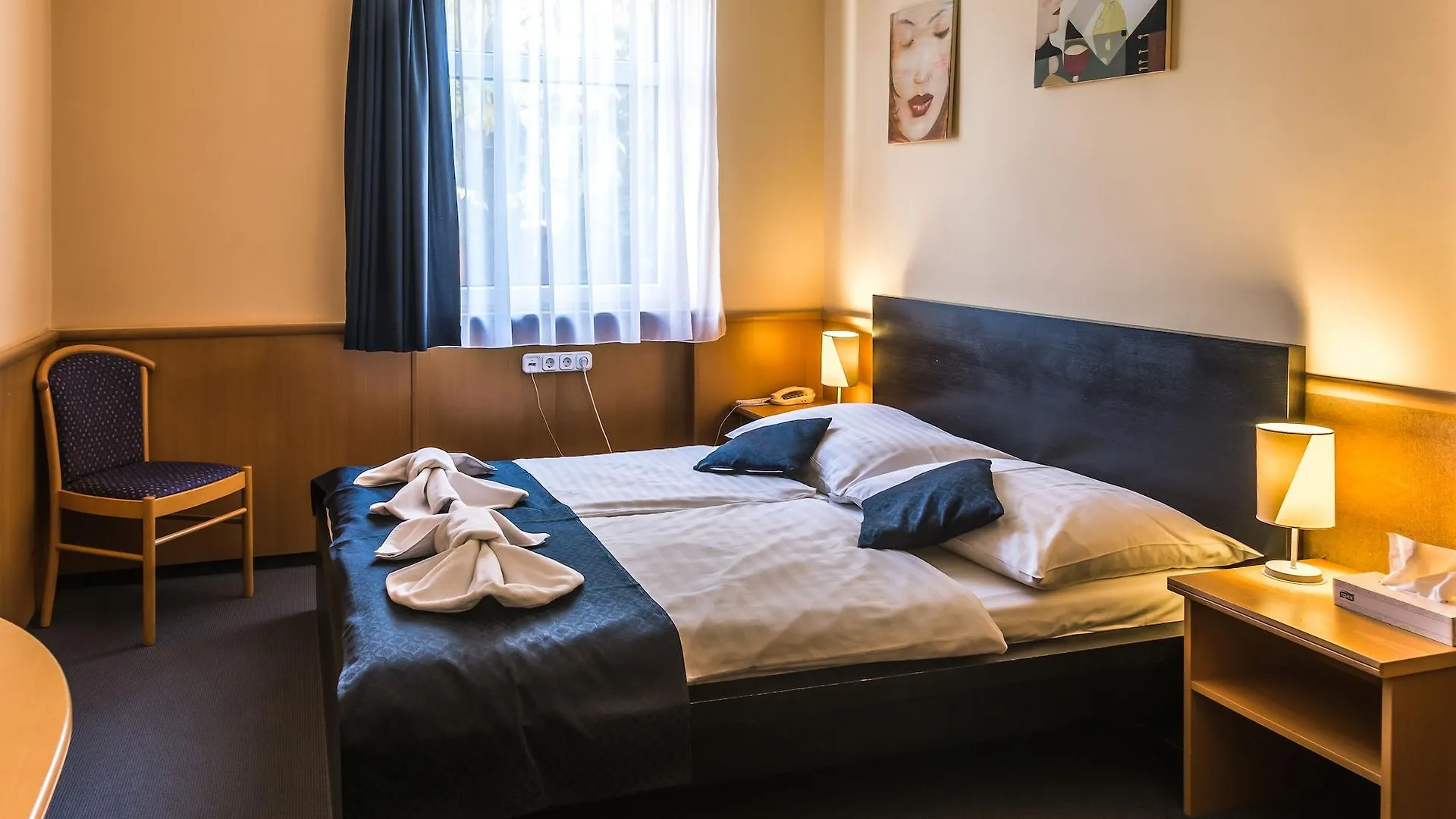 Jagelló Business Hotel Budapeste 3*,  Hungria